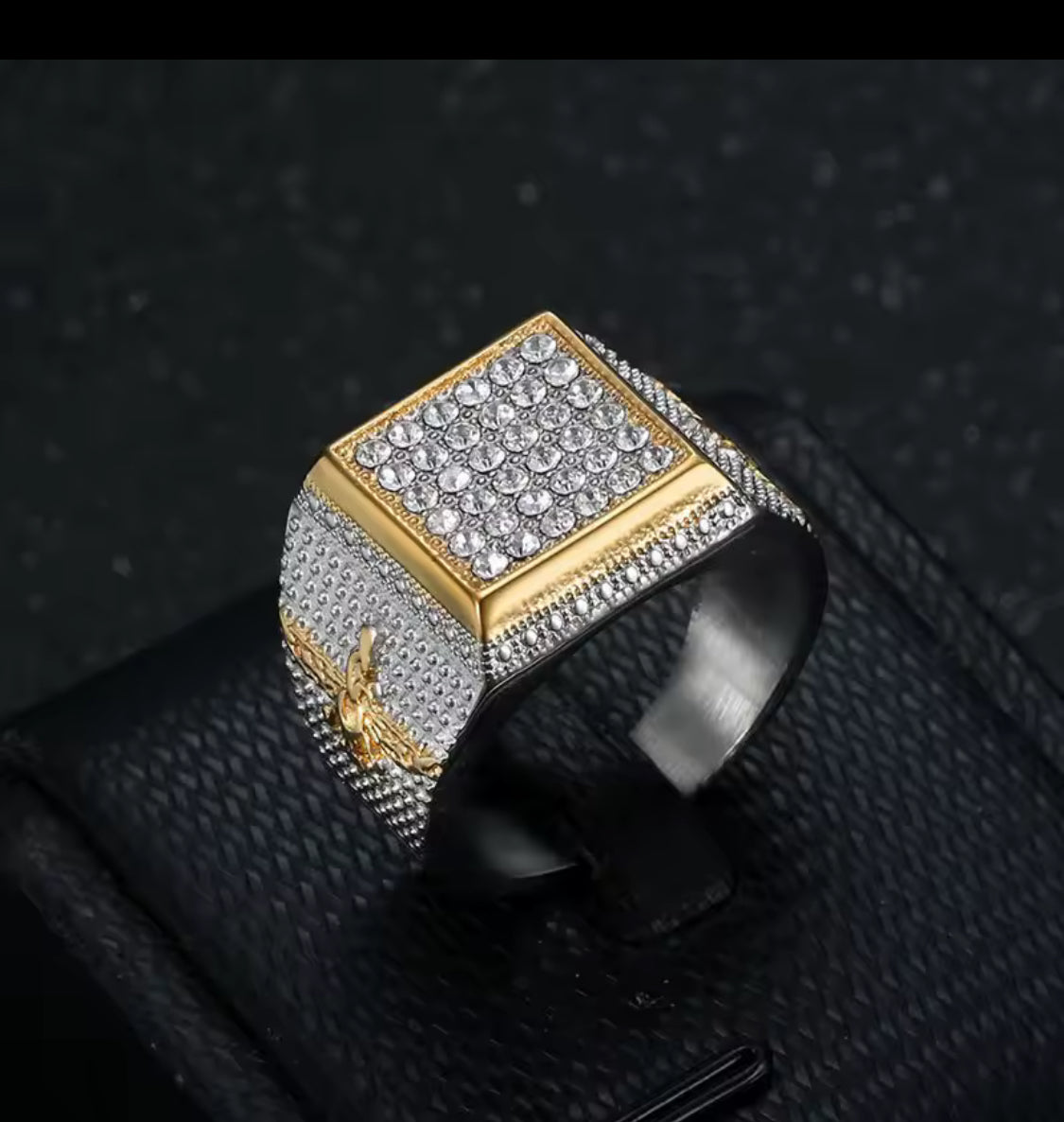 Vintage Ring Hip Hop