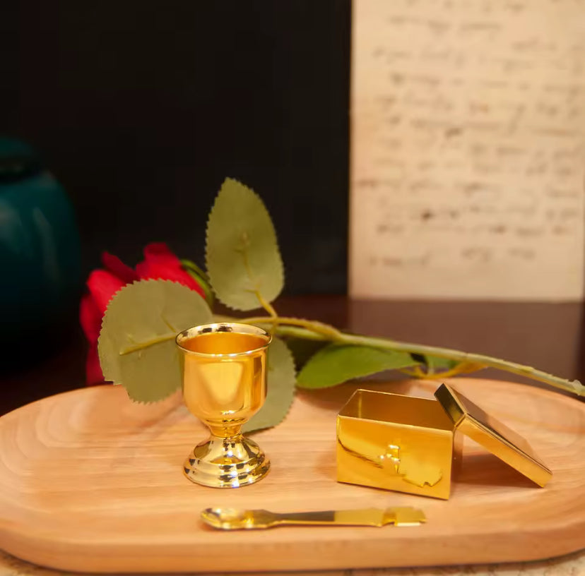 Kruismuurdecoratie Met Vergulding