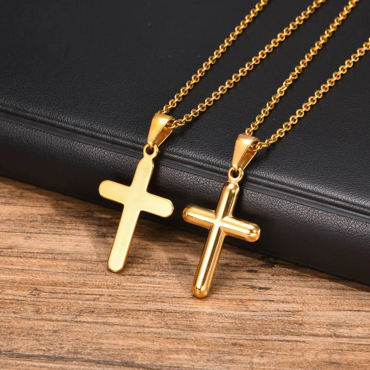 goudkleurige kruisketting